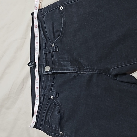 Black Jeans - Picture 7 of 8